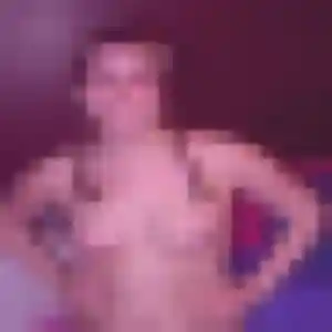 Sexy Iseult, 32 ans à Auray - voir sa photo