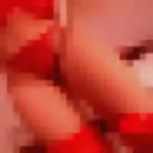 Sexy Caroline, 24 ans à Baud - voir sa photo