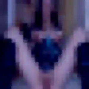 Photo privée de Amira, 42 ans à Bouéni - rencontre sans lendemain