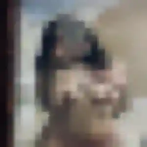 Natasha, 32 ans, en ligne à Bourg-la-Reine pour une rencontre coquine