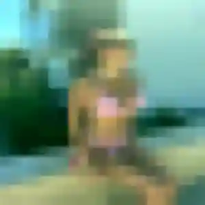 Photo exclusive de Vinciane, 27 ans à Canet-en-Roussillon - rencontre coquine