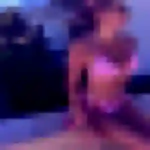 Azalee, 22 ans, dispo pour rencontre sexy à Chanteloup-les-Vignes