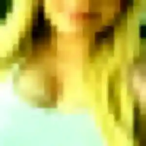 Photo perso de Anouk, 20 ans à Château-Gontier-sur-Mayenne - rencontre coquine