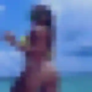 Photo privée de Gladys, 37 ans à Cormelles-le-Royal - rencontre coquine