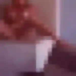 Sexy Faustine, 20 ans à Cournonterral - voir sa photo