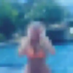 Chloe, femme de 21 ans cherche rencontre sexy à Dembeni