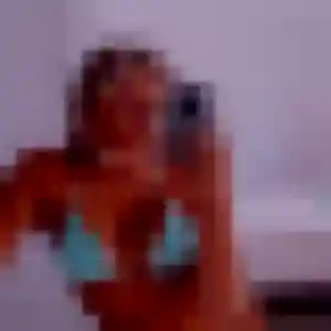 Corinne de Digne-les-Bains, 21 ans - rencontre sexy discret