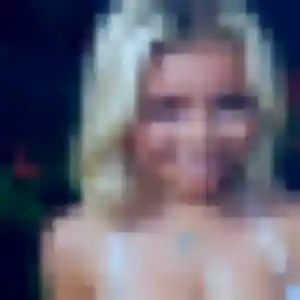 Rencontre Jeanne, 32 ans à Eysines en privé