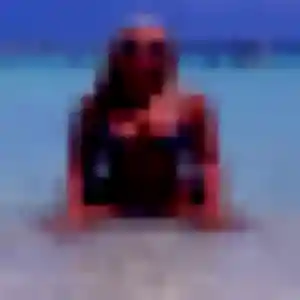 Emmanuelle, femme de 38 ans propose rencontre sexy à Garches