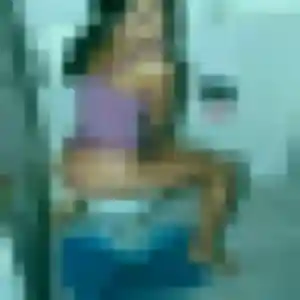 Contacte Estee, 34 ans à Gémenos gratuitement