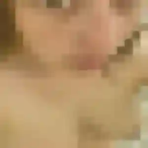 Leana (27 ans) à Grenay attend un rencontre sexy ce soir