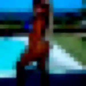 Contacte Honorine, 24 ans à Guer en privé