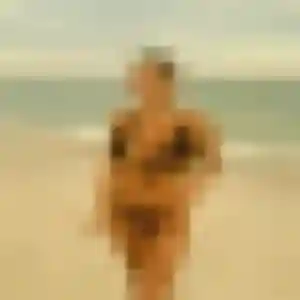 Ninon, 22 ans, en ligne à La Ciotat pour une rencontre coquine