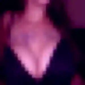 Janine (41 ans) à La Riche propose un rencontre sexy maintenant