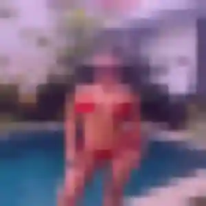 Helene, 30 ans, en ligne à La Tronche pour une rencontre coquine