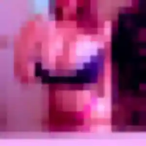 Debora, 28 ans, en ligne à Le Lavandou pour une rencontre coquine