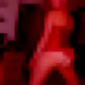 Ines, 24 ans, connectée à Le Perray-en-Yvelines pour une rencontre coquine