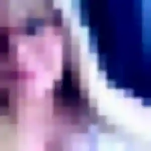 Leonore, 23 ans, en ligne à Lesquin pour un rencontre sexy
