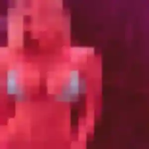 Iris, 20 ans, connectée à Liffré pour un rencontre sexy