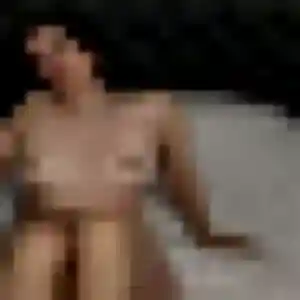 Brune, 29 ans, disponible à Melle pour une rencontre coquine