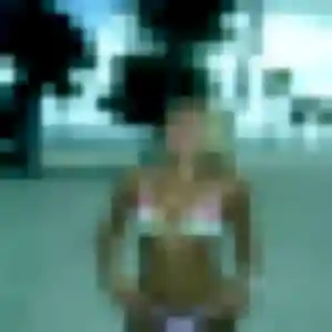 Découvre Helene, 36 ans à Monteux en privé