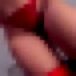 Edith, 32 ans, en ligne à Moulins pour une rencontre coquine