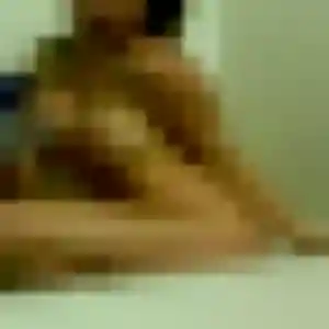 Photo privée de Zina, 35 ans à Oyonnax - plan discret