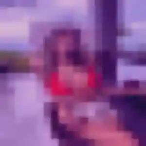 Photo de Geraldine à Péronnas (42 ans) - rencontre sexy anonyme