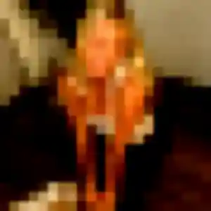 Louna, 26 ans, connectée à Peypin pour une rencontre coquine