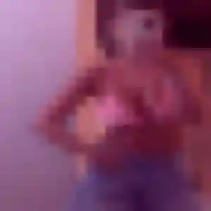Anne (19 ans) à Plouhinec attend une rencontre maintenant