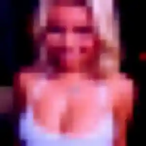 Therese, femme de 26 ans propose rencontre sexy à Pont-l'Abbé