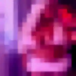 Rejoins Charline, 23 ans à Roquefort-les-Pins en privé