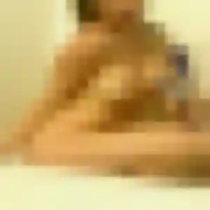 Tania de Saint-Cyr-au-Mont-d'Or, 27 ans - rencontre sexy en toute liberté