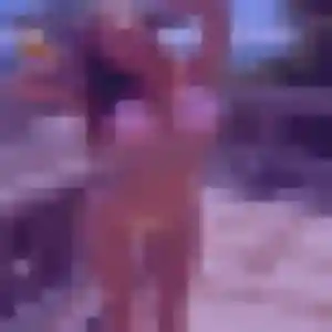 Emma, fille de 31 ans propose rencontre sexy à Saint-Jean-de-Braye