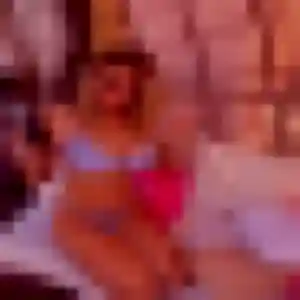 Rejoins Maeva, 20 ans à Saint-Jean-de-la-Ruelle en privé
