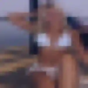 Azalee de Saint-Mandrier-sur-Mer, 24 ans - rencontre sexy en toute liberté