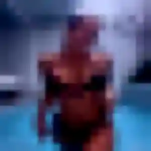 Rejoins Anne, 24 ans à Saint-Marcellin gratuitement