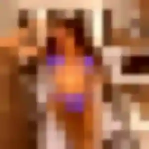 Contacte Flavia, 19 ans à Tain-l'Hermitage en privé