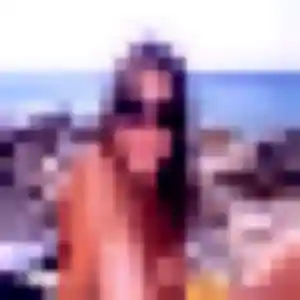 Mila (33 ans) à Theix-Noyalo attend une rencontre ce soir