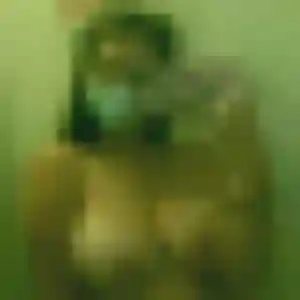 Celine, 24 ans, en ligne à Tourves pour une rencontre coquine