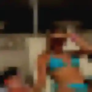 Nolwenn, 23 ans, connectée à Vallet pour une rencontre coquine