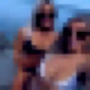 Estelle, 22 ans, connectée à Yvetot pour une rencontre coquine